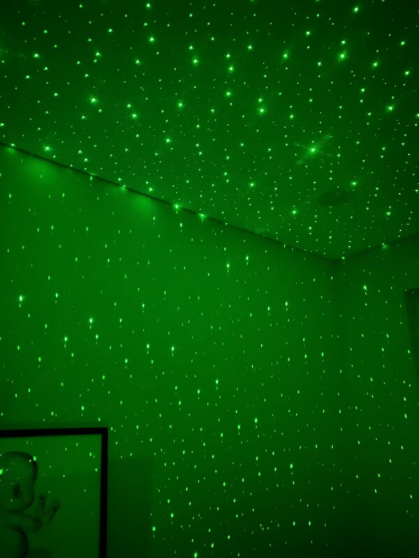 LED žvaigždžių projektorius "ASTRONAUTAS"